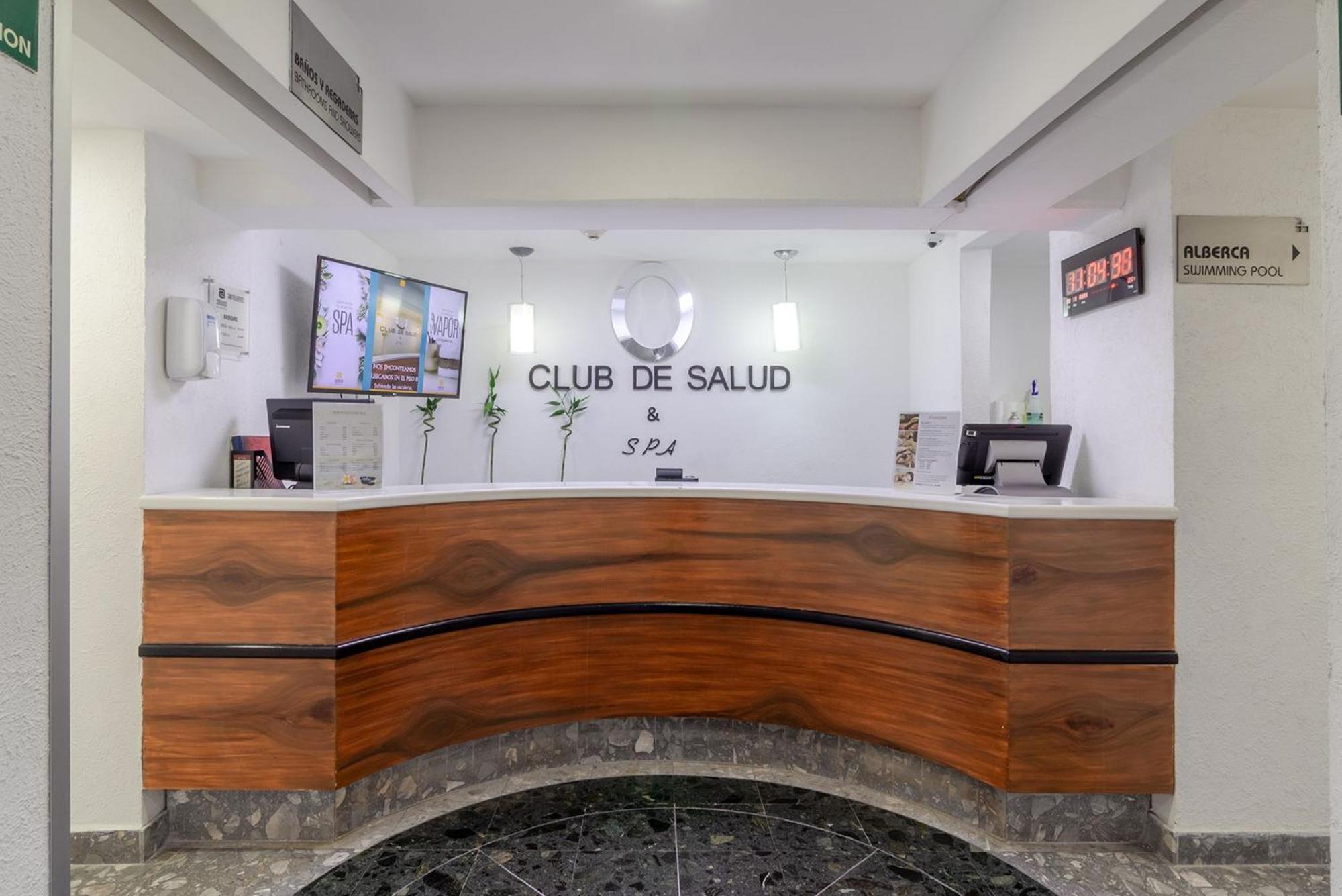 Camino Real Aeropuerto Hotel Kota Meksiko Bagian luar foto Reception desk